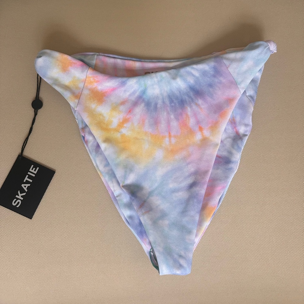 Skatie - Salty Bottoms - Tavarua - NWT